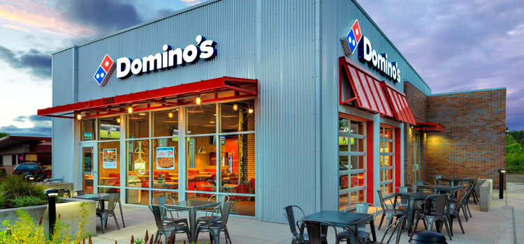 domino's pizza fast food in pakistan