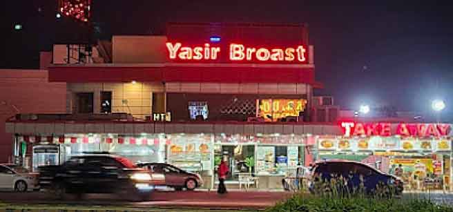 Yasir Broast Old Anarkali Food Street