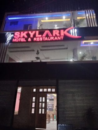 skylark restaurant abbottabad