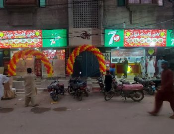 lahori-fast-food-and-pizza