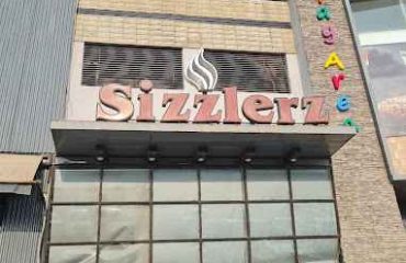 sizzlerz-cafe-grills