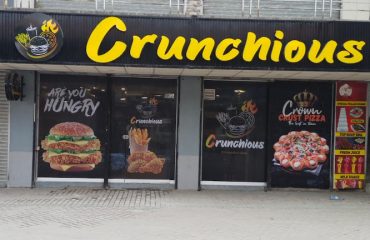 crunchious-fast-food-restaurant-abbottabad
